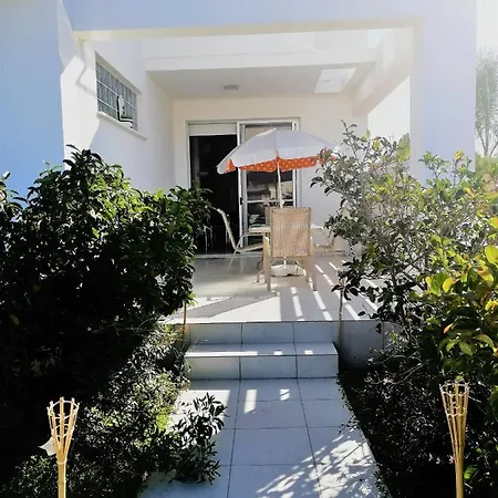 Nefeli Beach Apartment *